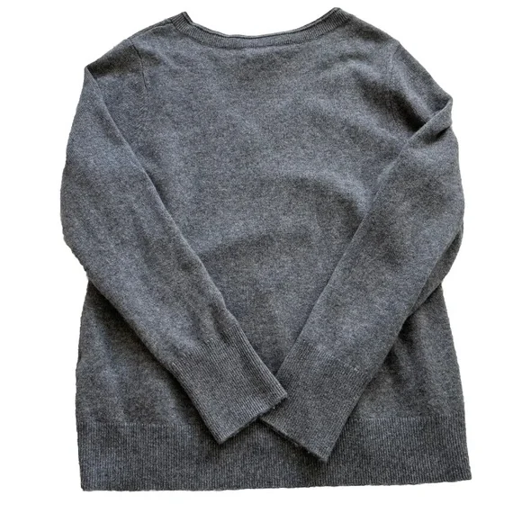 HALOGEN 100% CASHMERE GRAY V NECK SWEATER SIZE XL SOPHISTICATED CLASSIC - Picture 2 of 7